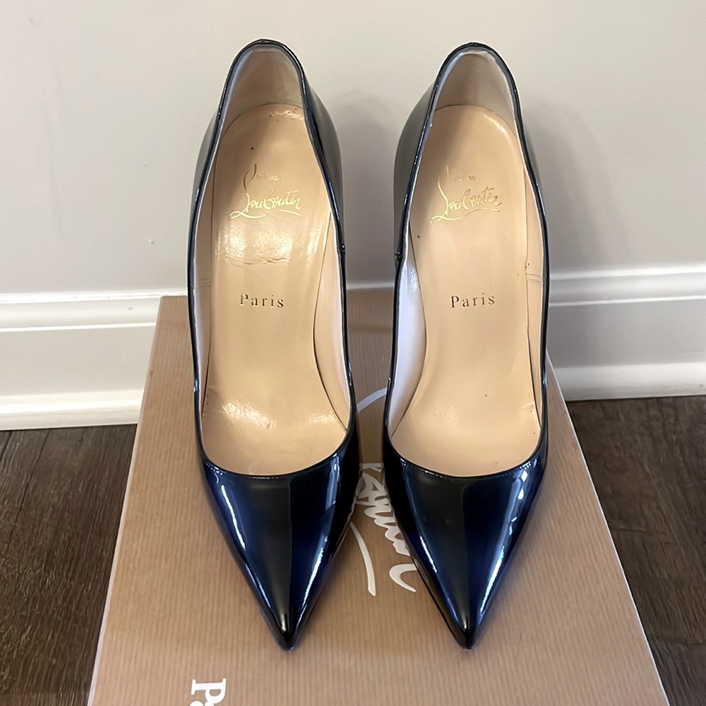 CHRISTIAN LOUBOUTIN